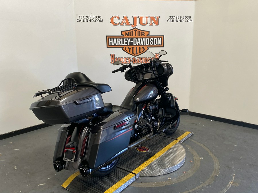 2018 Harley-Davidson CVO™ Street Glide®