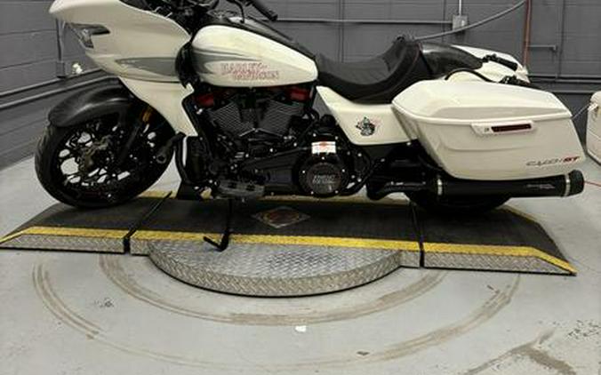 2024 Harley-Davidson® FLTRXSTSE - CVO™ Road Glide® ST