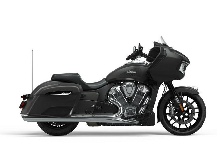 2022 Indian Motorcycle® Challenger® Titanium Smoke