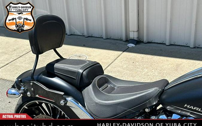 2023 Harley-Davidson Breakout
