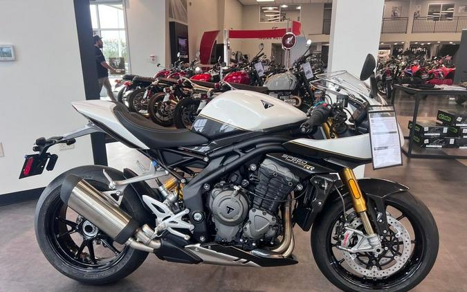 2024 Triumph Speed Triple 1200 RR