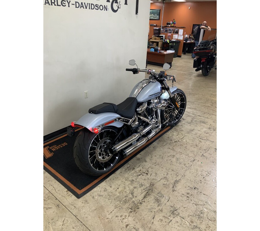 2023 Harley-Davidson Breakout Atlas Silver Metallic