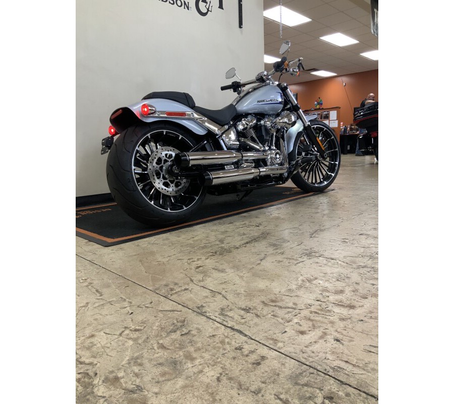 2023 Harley-Davidson Breakout Atlas Silver Metallic