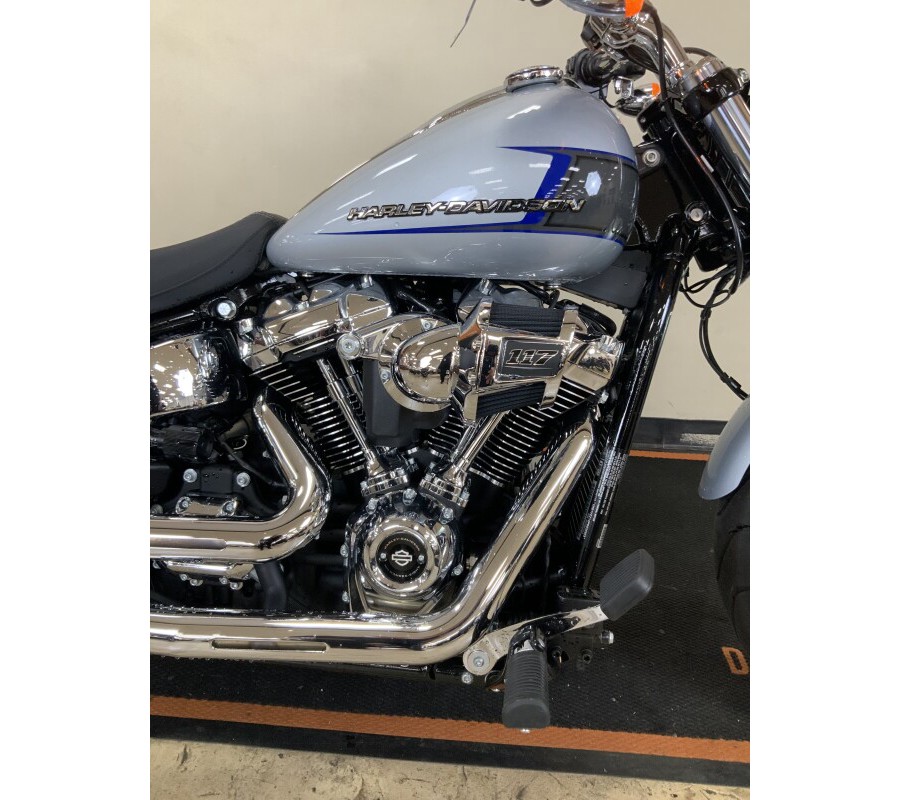 2023 Harley-Davidson Breakout Atlas Silver Metallic