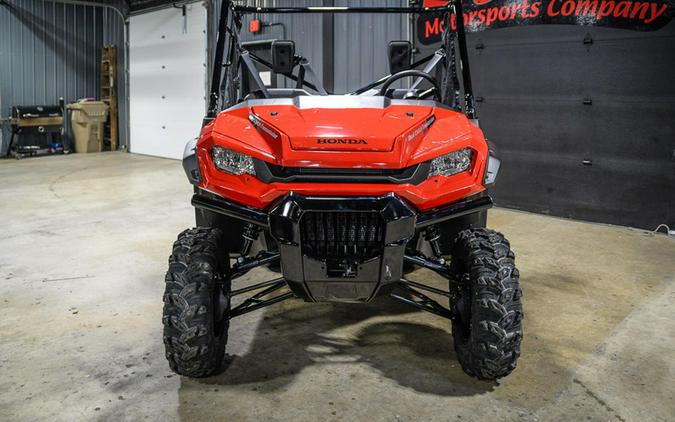 2025 Honda Pioneer 1000 Deluxe