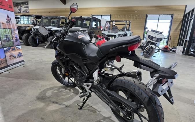 2025 Honda CB300R ABS