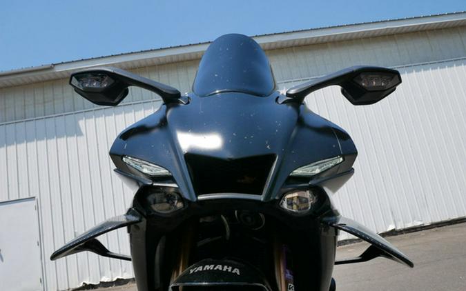 2025 Yamaha YZF R1