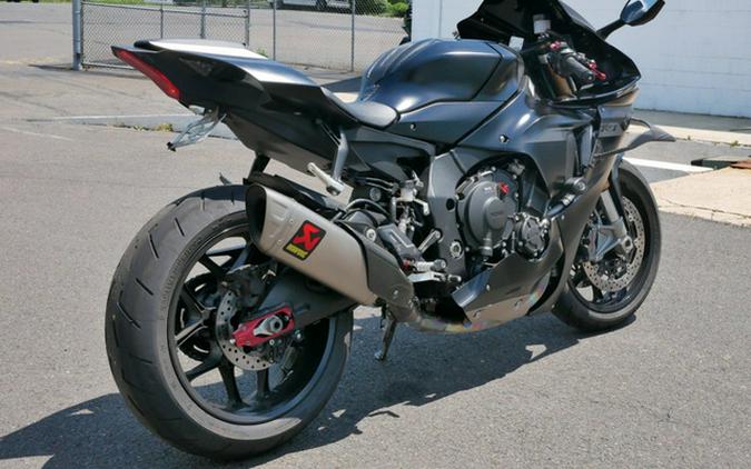 2025 Yamaha YZF R1