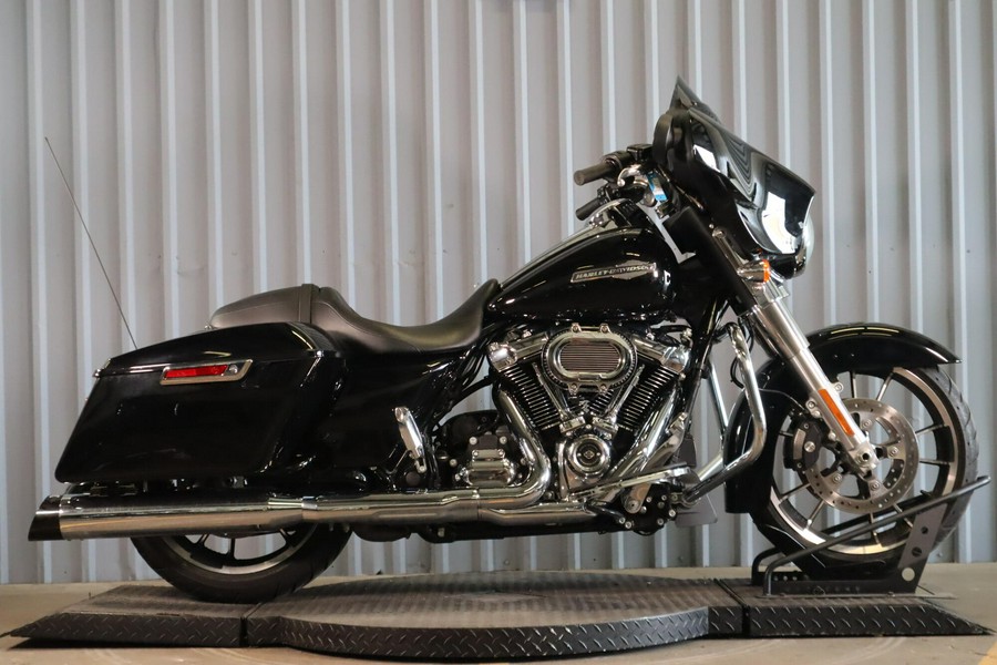 2023 Harley-Davidson Street Glide FLHX