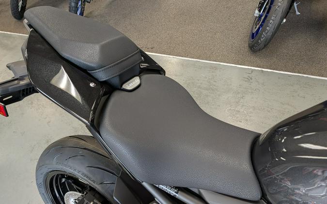 2025 Kawasaki Z900 ABS