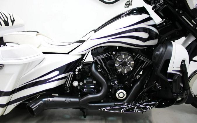 2016 Harley Davidson Street Glide CVO FLHXSE Screamin Eagle