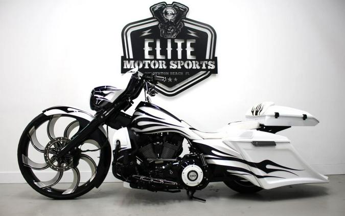 2016 Harley Davidson Street Glide CVO FLHXSE Screamin Eagle