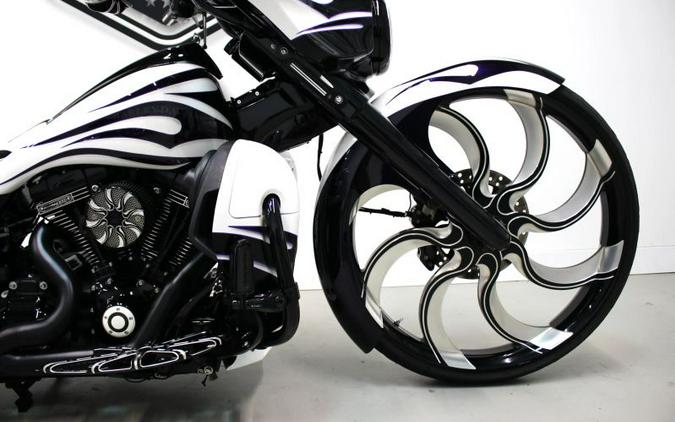 2016 Harley Davidson Street Glide CVO FLHXSE Screamin Eagle