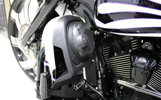 2016 Harley Davidson Street Glide CVO FLHXSE Screamin Eagle