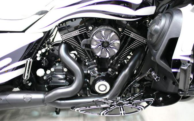 2016 Harley Davidson Street Glide CVO FLHXSE Screamin Eagle