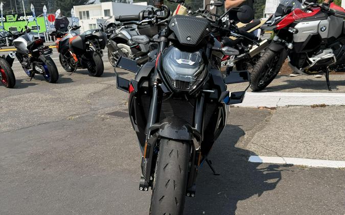 2024 BMW M 1000 R