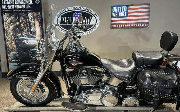 2009 Harley-Davidson® FLSTC - Heritage Softail®