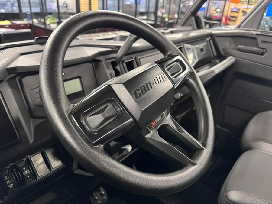 2026 Can-AM Defender X Mr W/ Doors HD11