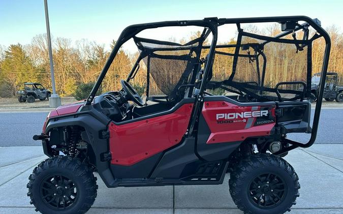 2025 Honda Pioneer 1000-5 Deluxe