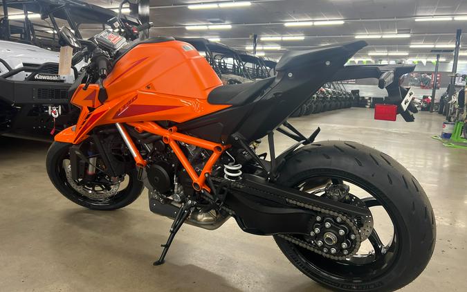 2024 KTM 1390 Super Duke R Evo First Look [17 Fast Facts]