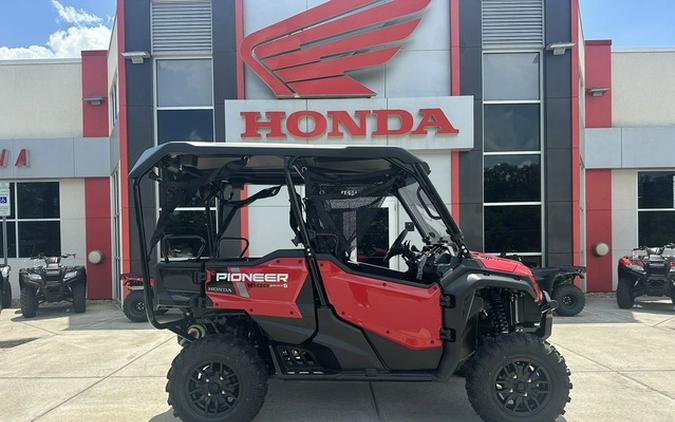 2025 Honda Pioneer 1000-5 Deluxe