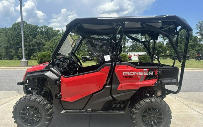2025 Honda Pioneer 1000-5 Deluxe