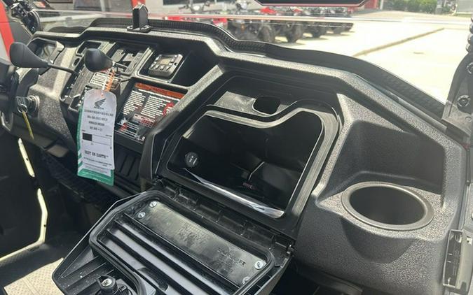 2025 Honda Pioneer 1000-5 Deluxe
