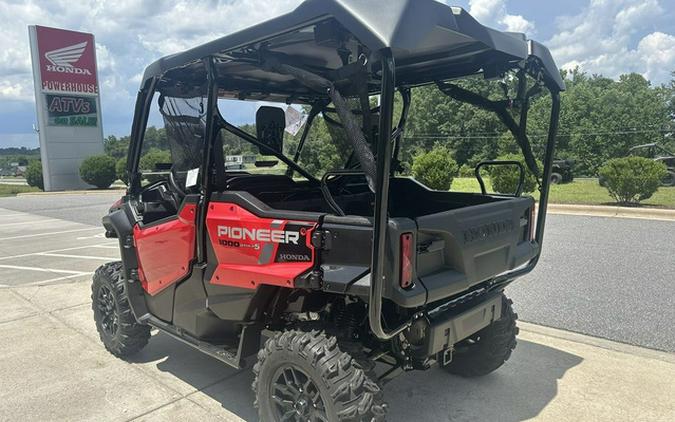 2025 Honda Pioneer 1000-5 Deluxe