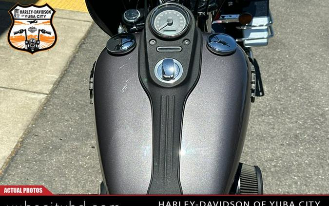 2016 Harley-Davidson FXDB103