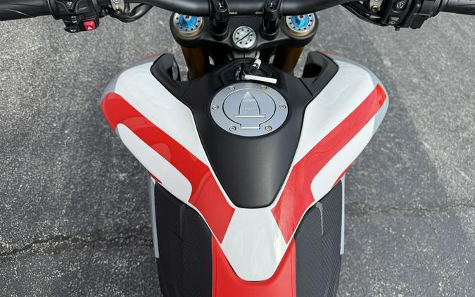 2026 Ducati Hypermotard V2 Sp