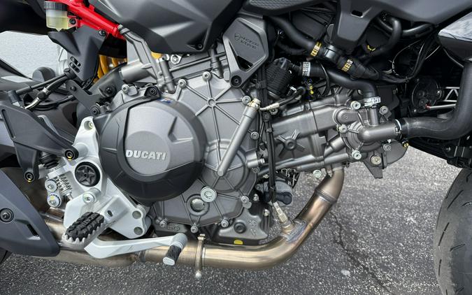 2026 Ducati Hypermotard V2 Sp