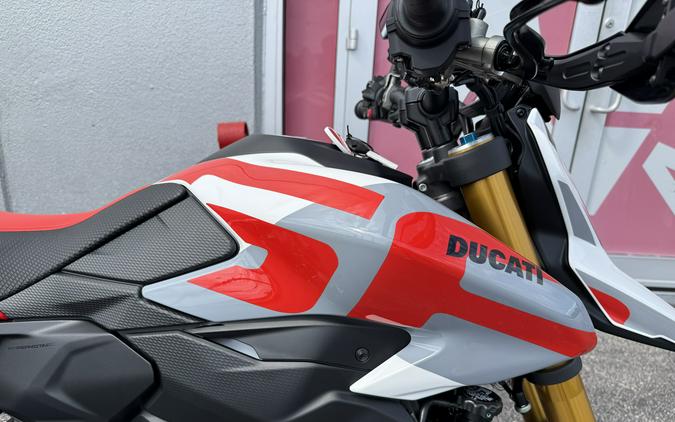 2026 Ducati Hypermotard V2 Sp