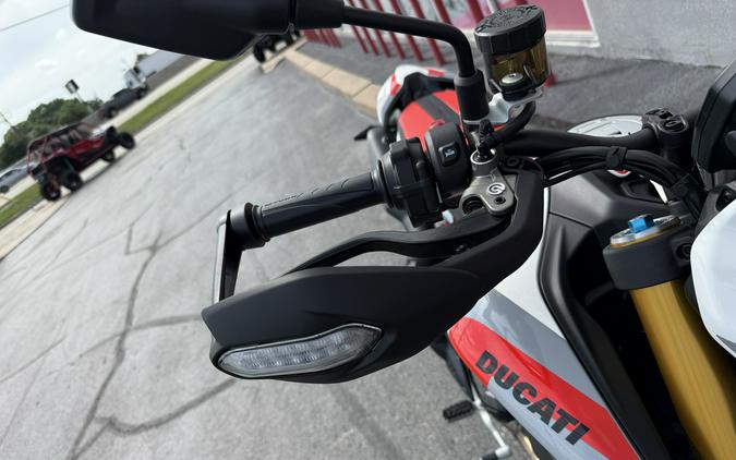 2026 Ducati Hypermotard V2 Sp