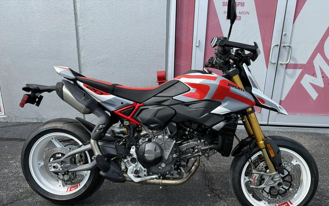 2026 Ducati Hypermotard V2 Sp