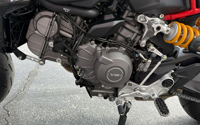 2026 Ducati Hypermotard V2 Sp