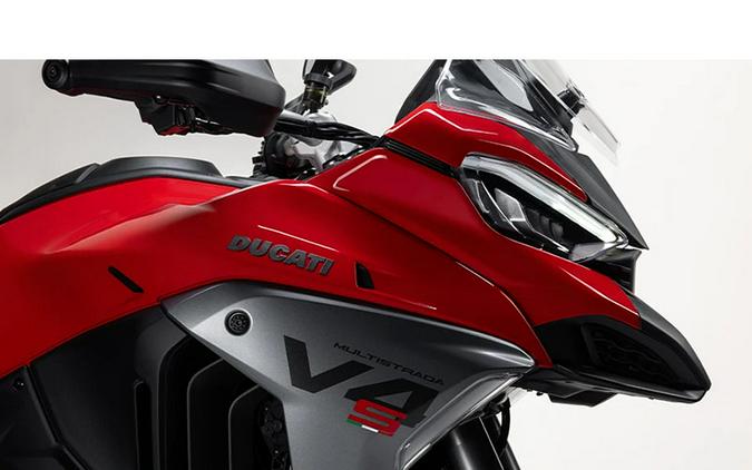 2025 Ducati Multistrada V4 S Travel & Radar