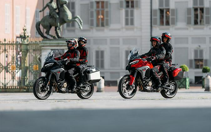 2025 Ducati Multistrada V4 S Travel & Radar