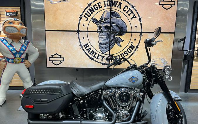 2026 Harley-Davidson Softail FLHC - Heritage Classic