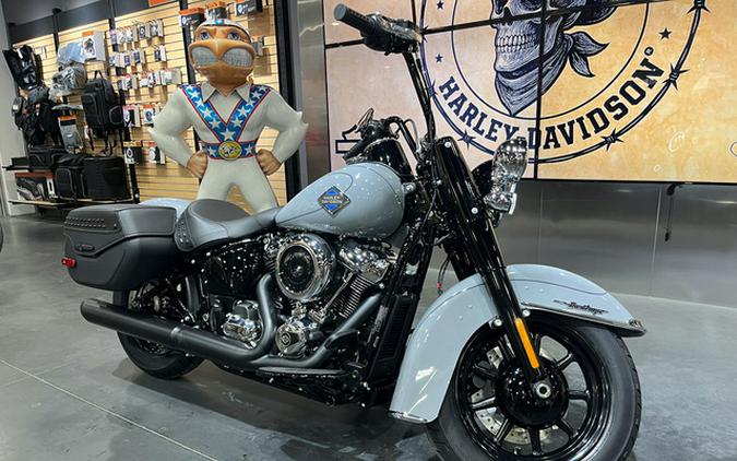 2026 Harley-Davidson Softail FLHC - Heritage Classic