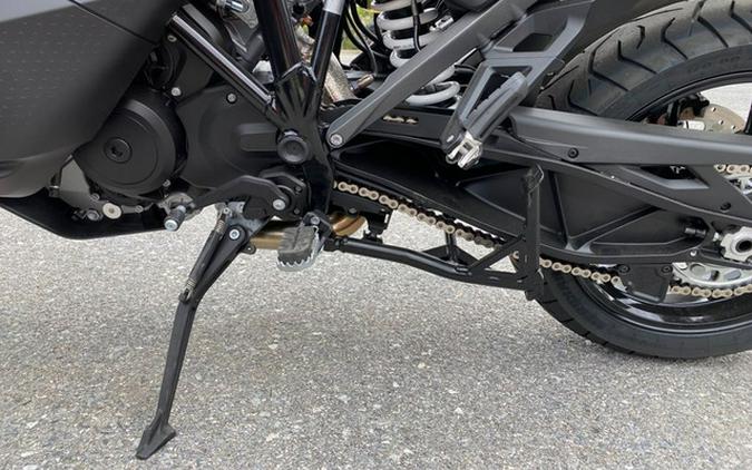 2027 KTM Super Adventure 1390 S EVO