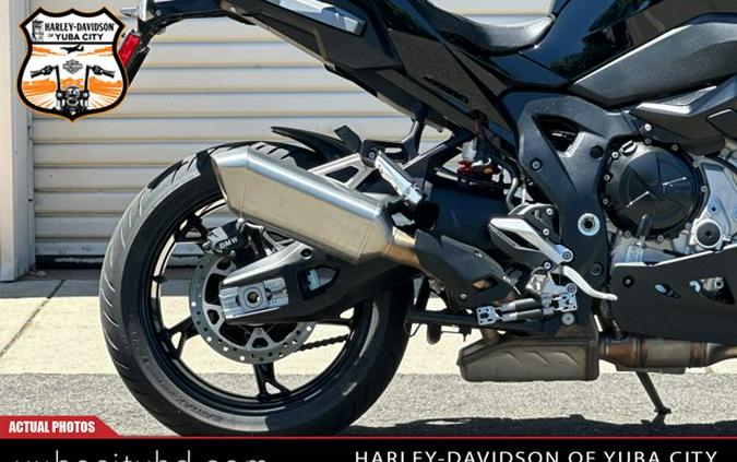 2025 BMW S1000XR