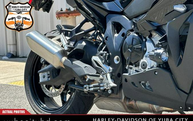 2025 BMW S1000XR