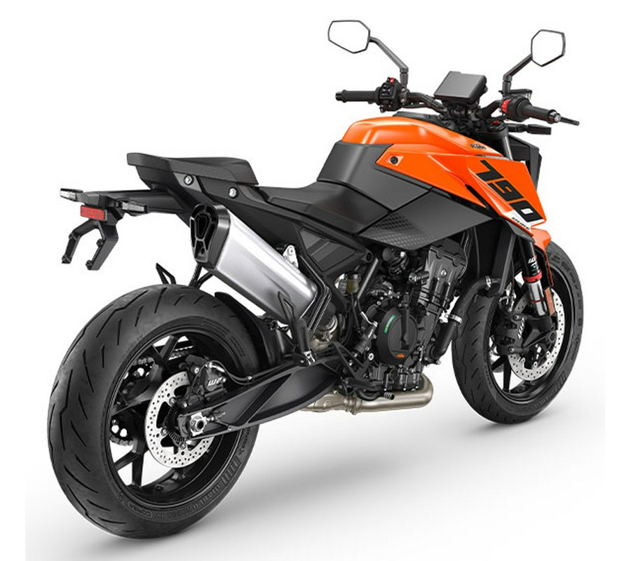 2027 KTM 790 Duke