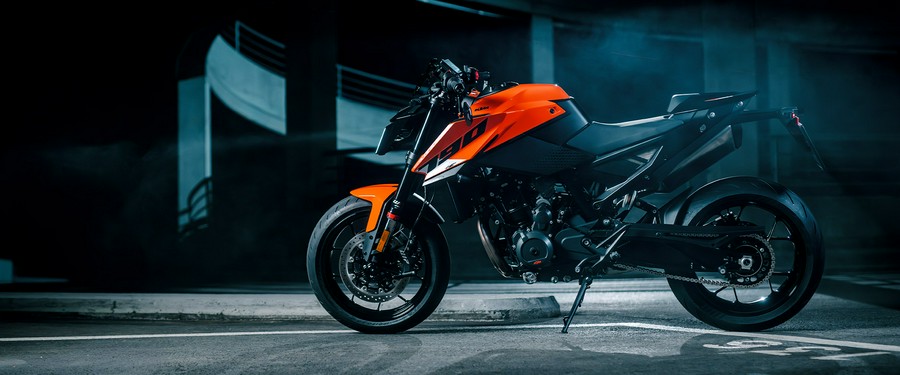 2027 KTM 790 Duke