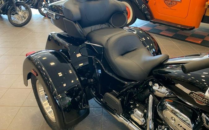 2024 Harley-Davidson Tri-Glide Ultra FLHTCUTG