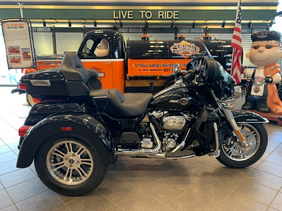 2024 Harley-Davidson Tri-Glide Ultra FLHTCUTG