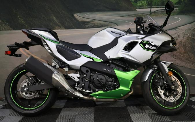 2024 Kawasaki Ninja® 7 Hybrid ABS