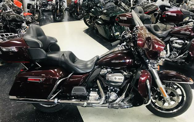 2018 Harley-Davidson® FLHTL ULTRA LIMITED