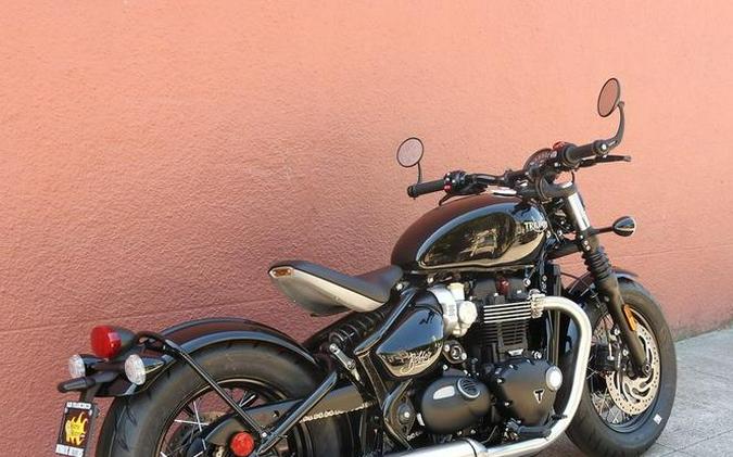 2024 Triumph Bonneville Bobber Jet Black