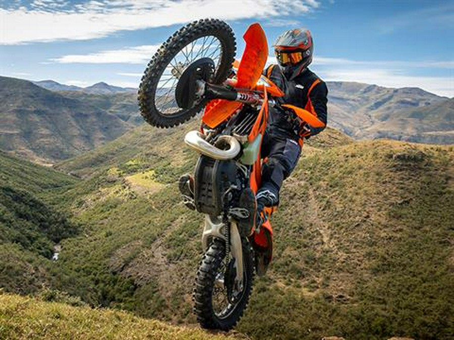 2025 KTM 150 XC-W